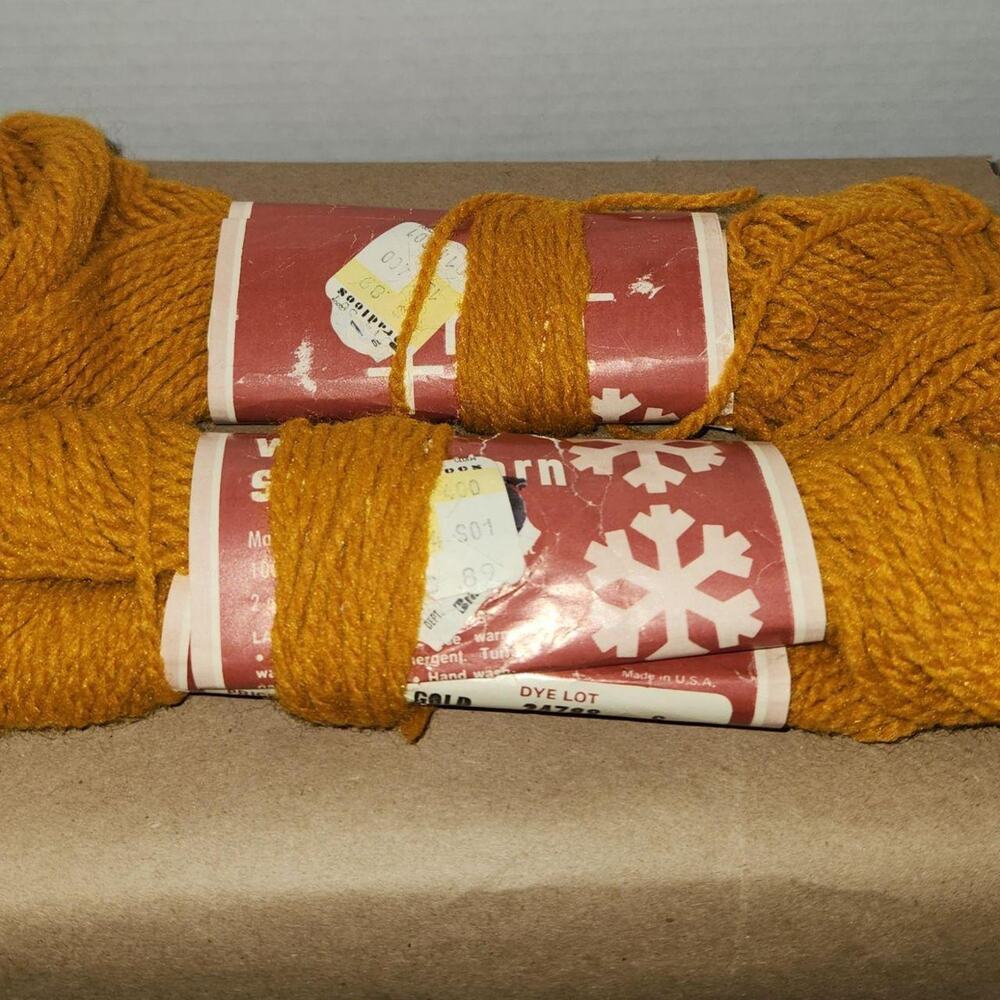 Vintage jack frost yarn lot